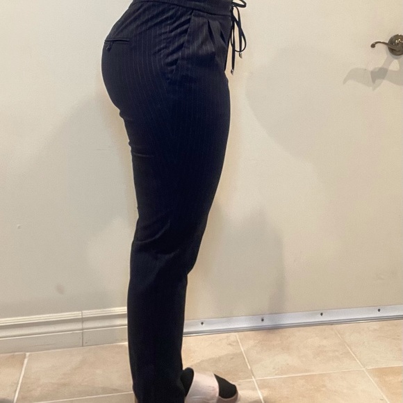 CLASSY PANTS - Picture 2 of 3